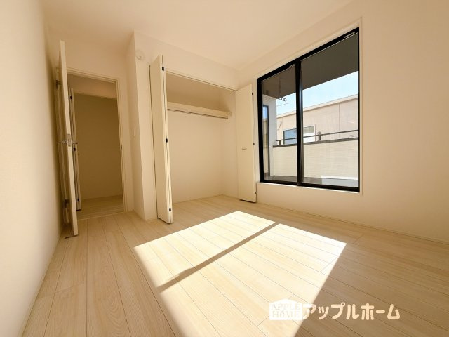 【新築住宅】熊谷市上之 3期の洋室|２階居室は全室収納あり！たっぷりある収納活用でお部屋もキレイを保てます♪