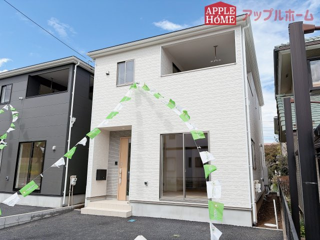 【新築住宅】熊谷市赤城町 第3 全2棟の外観|◆外観写真◆白貴重で清潔感あふれる外観が目を引くお洒落ハウス！ぜひ一度内覧へお越しください！物件の魅力沢山お伝えします！いつでもお気軽にお問合せOKです！TEL「0120-466263」