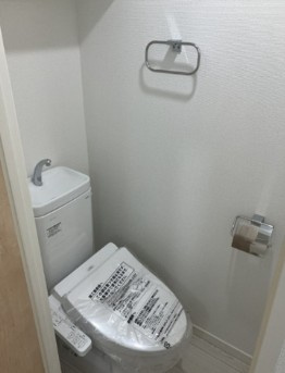 グランクオール青井EASTのトイレ