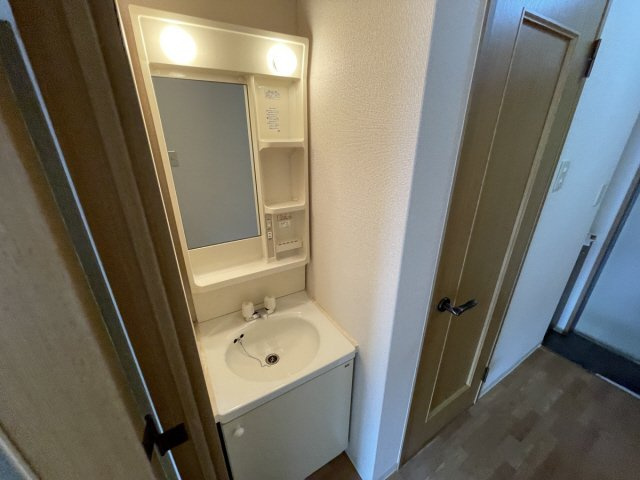 グランディア・ミ・アモーレ六甲道の洗面所