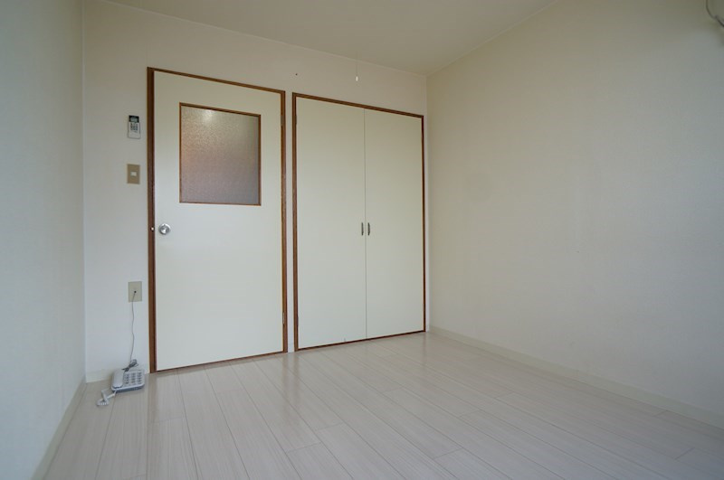 グローバル高田の居間・リビング