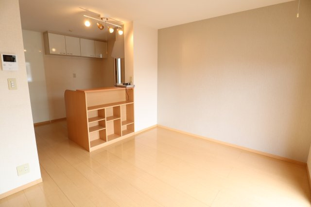 イーストコートの居間・リビング