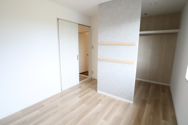 アドゥニスハイツ　Ｂ棟の収納