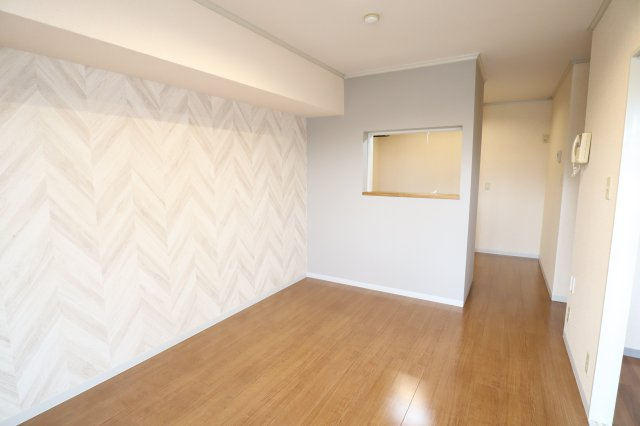 アドゥニスハイツ　Ｂ棟の居間・リビング