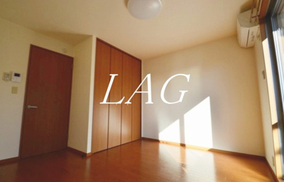 【居間・リビング】 | ウェルヴィラ宮原 | 洋室のお部屋です。