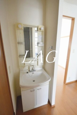 【洗面所】 | ウェルヴィラ宮原 | 洗面台です。