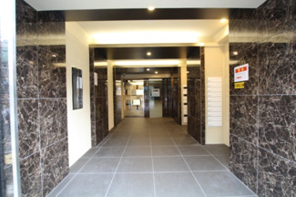 【エントランス】