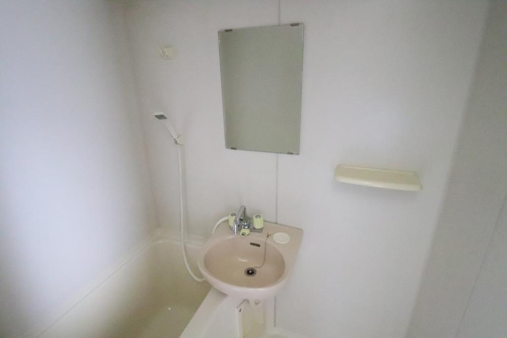 香川ハイツ御影イーストの洗面所