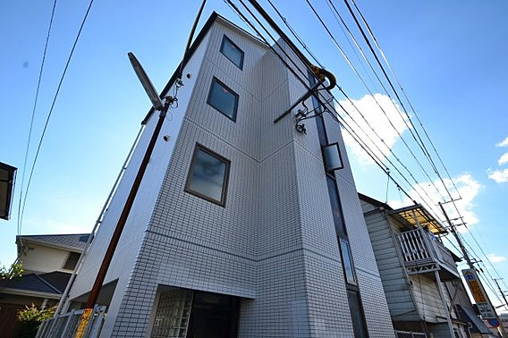 レジーナ・ＡＩＺＥＮの外観