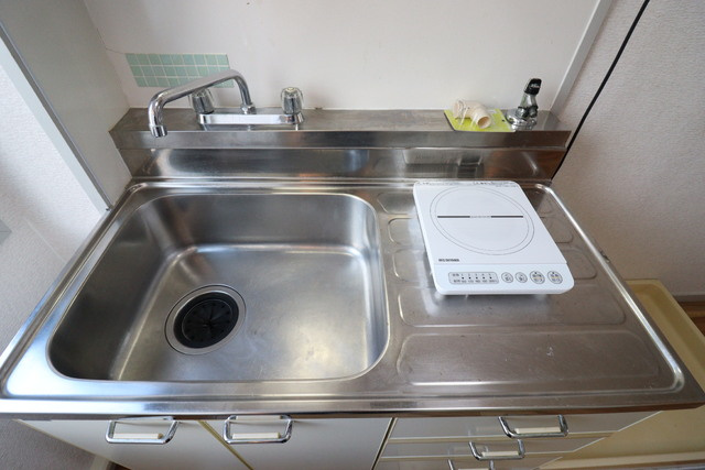 レジーナ・ＡＩＺＥＮのキッチン