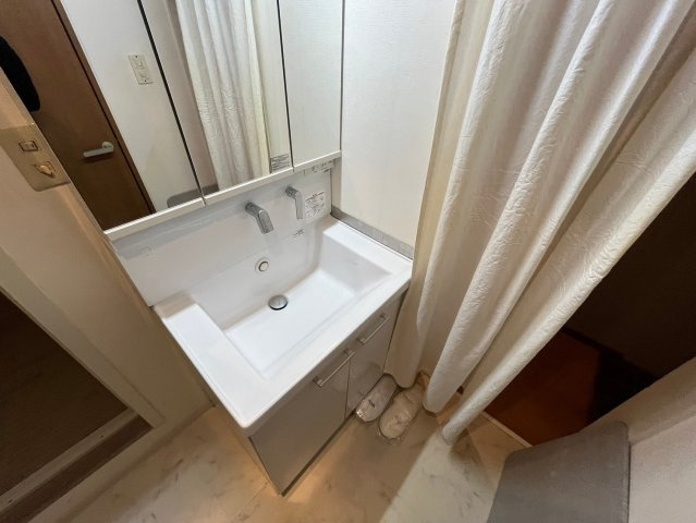 芦屋川アーバンライフの洗面所