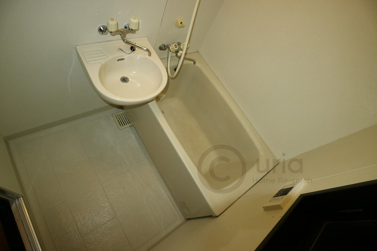 サンコーロイヤルの浴室