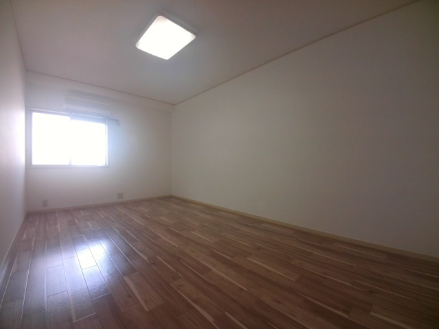 サンハイム六甲の居間・リビング