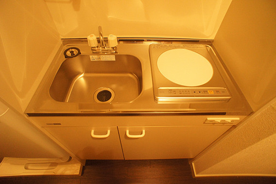 クリスタルコート下山手のキッチン