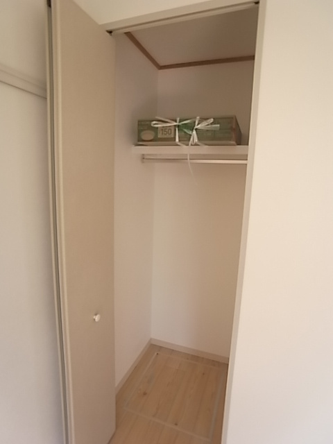 ラッキータウン二番館の収納