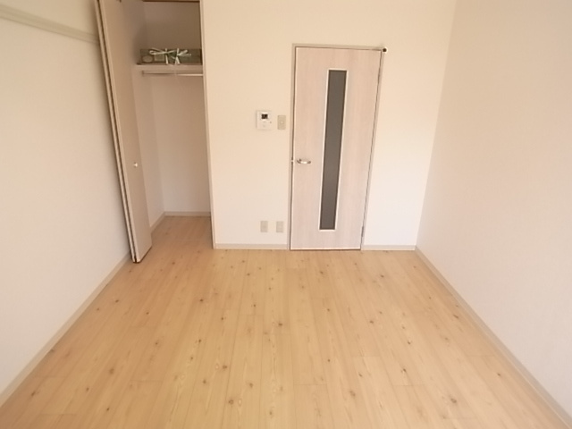 ラッキータウン二番館の居間・リビング