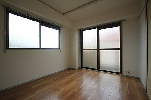 セレコート東灘の居間・リビング