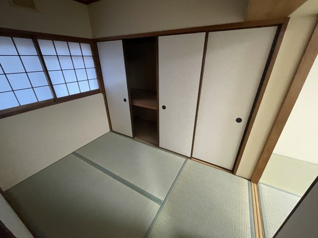 大石北町マンションの和室