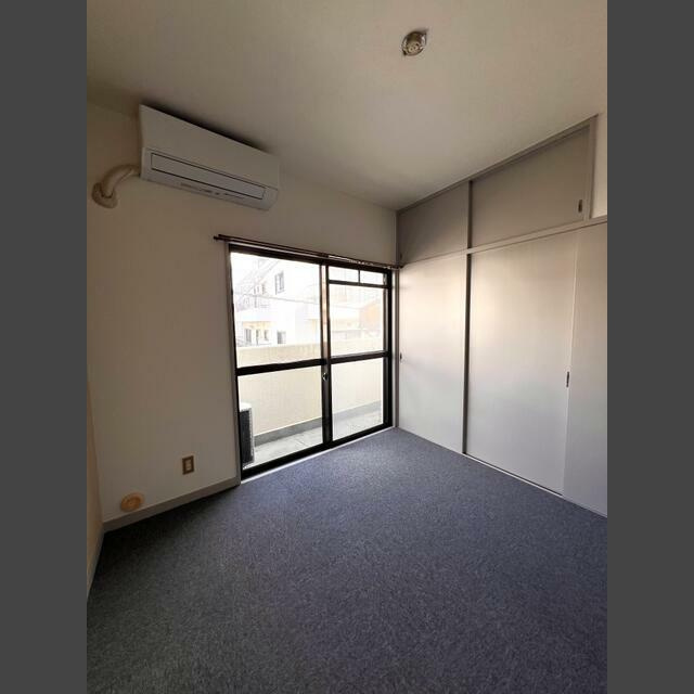 堀本マンションの居間・リビング