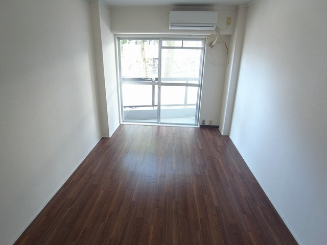 ときわ上筒井レクランの洋室