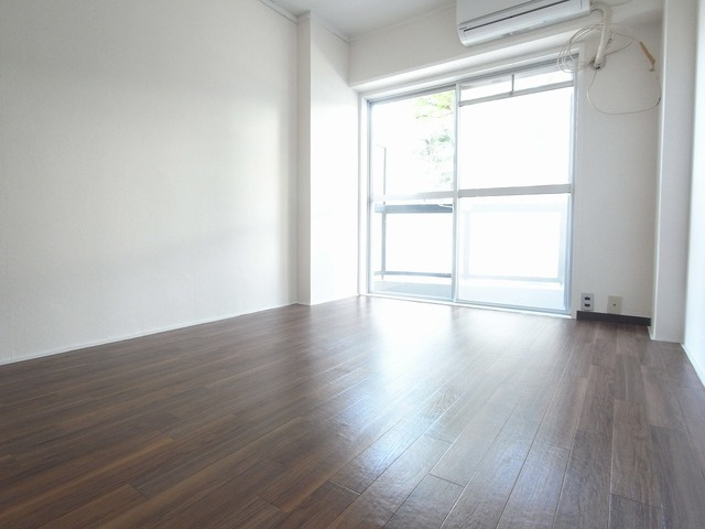 ときわ上筒井レクランの洋室