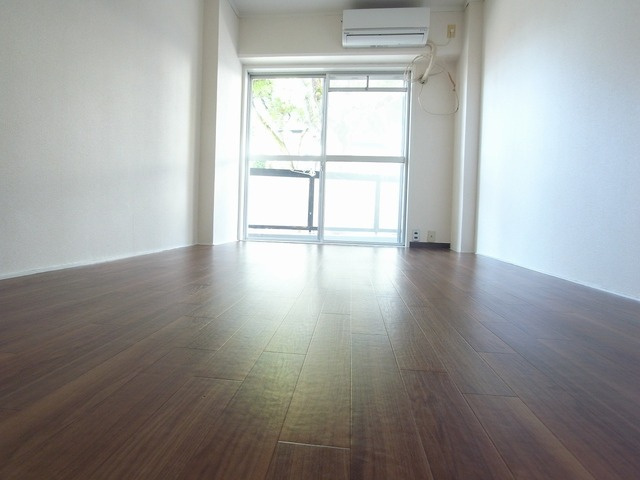 ときわ上筒井レクランの洋室