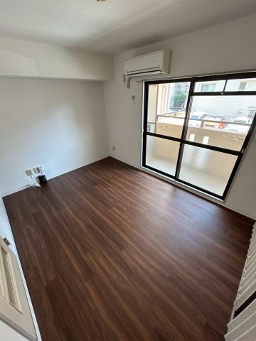 BIG1神戸の居間・リビング