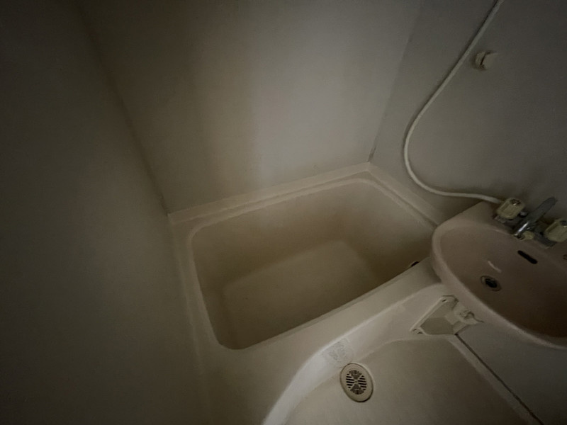 フジワラハイツB棟の浴室