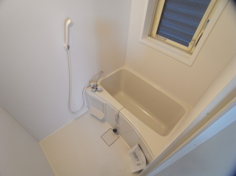 元町マンションの浴室