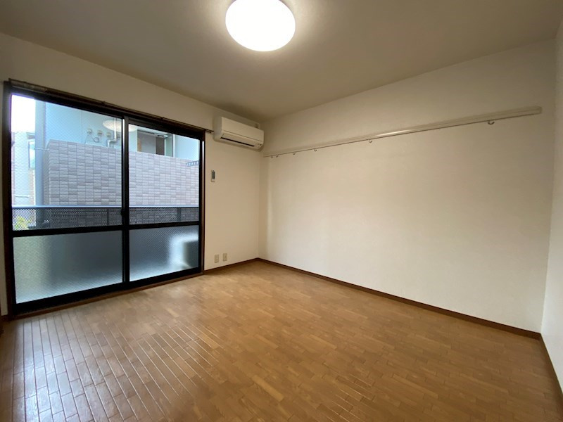 ラフィーナエムの居間・リビング