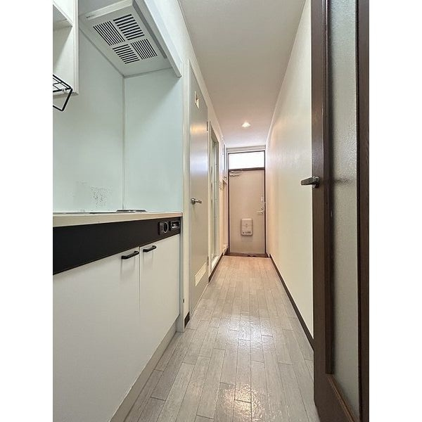 ドミール・カクタス西宮のキッチン