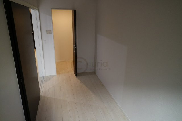 フェリシエ住吉本町の洋室