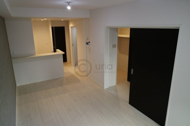 フェリシエ住吉本町の居間・リビング