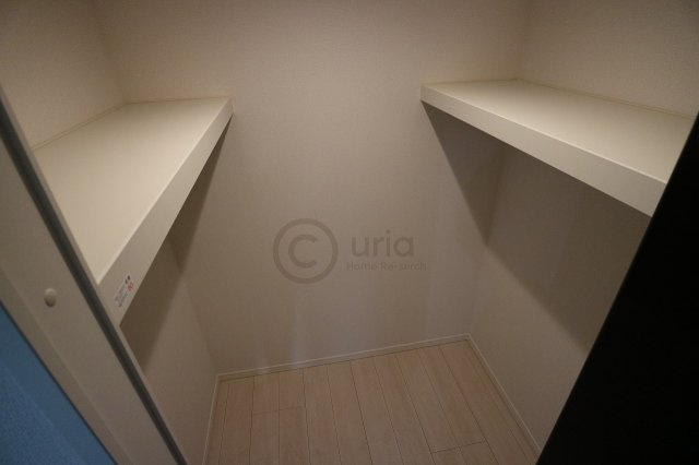 フェリシエ住吉本町の収納