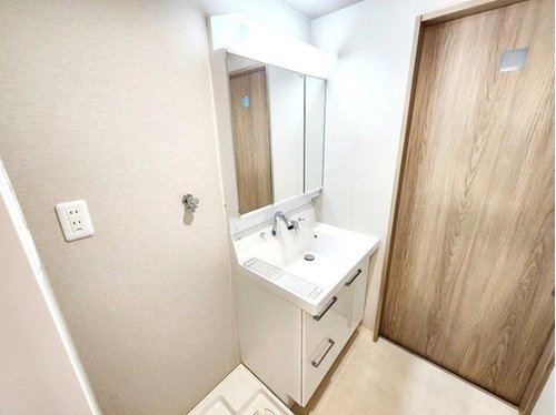 芦屋浜第一住宅9-2号棟の洗面所