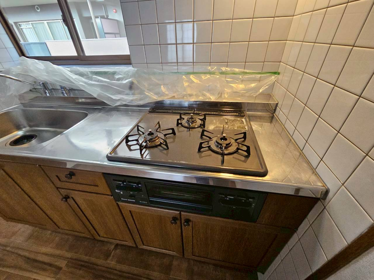 松家貸家のキッチン