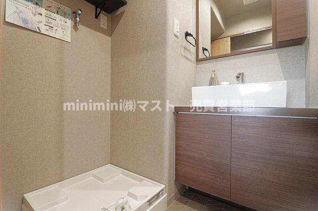 ノバカネイチ堂島2番館の独立洗面台