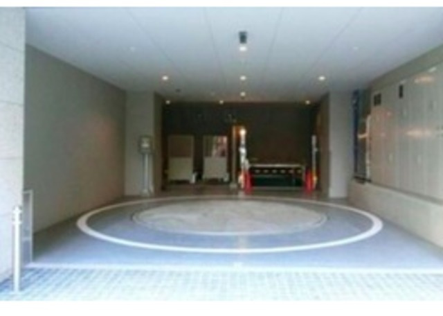 ザ・パークワンズ芝公園の駐車場