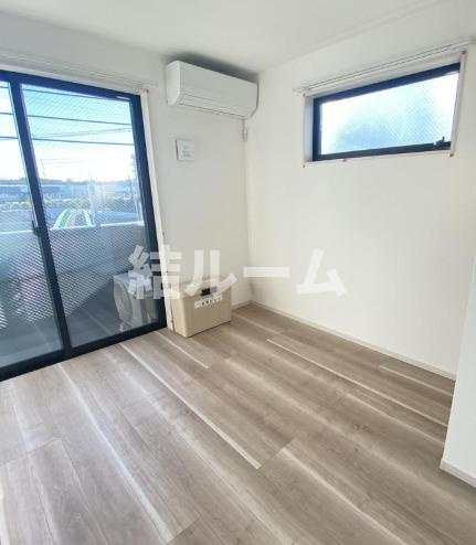 板橋区新河岸３丁目のアパートの居間・リビング