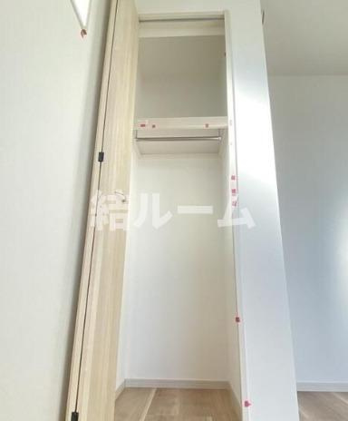 板橋区新河岸３丁目のアパートの収納