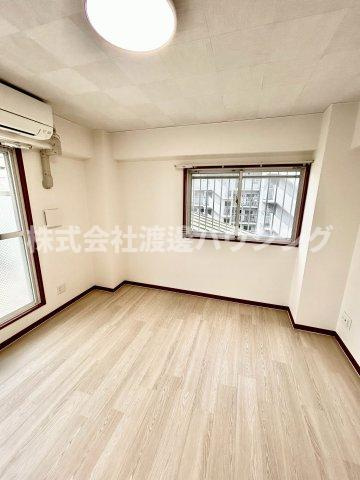 ハイムタケダT-10の居間・リビング