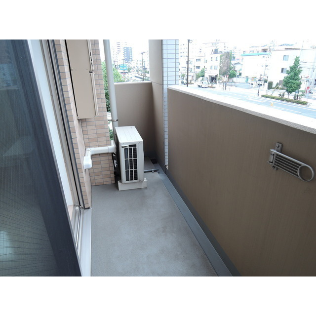 豊島区目白５丁目の賃貸マンションのバルコニー