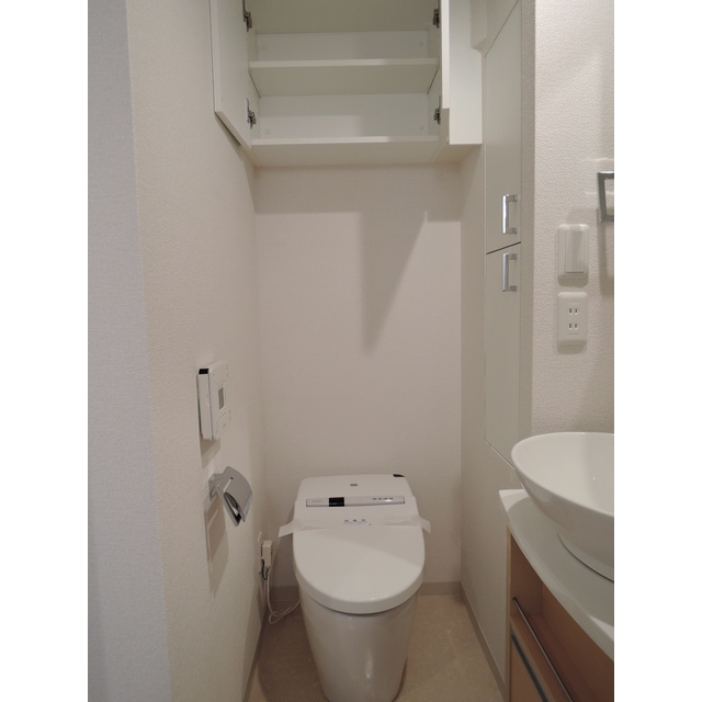 豊島区目白５丁目の賃貸マンションのトイレ