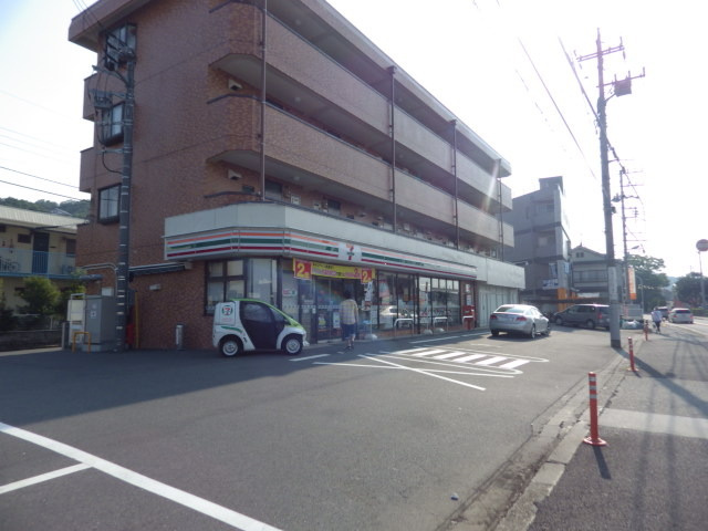 サンハイツのその他|セブンイレブン日野三沢店