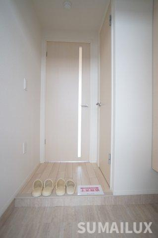 熊本市南区出仲間８丁目のアパートの玄関