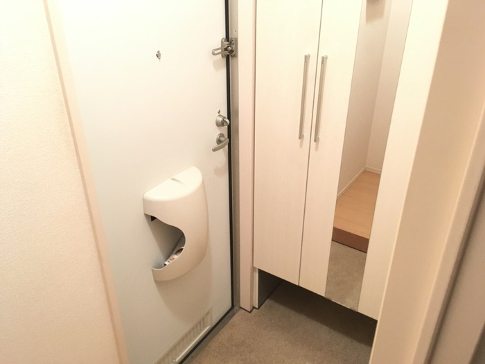 ロワジールの玄関