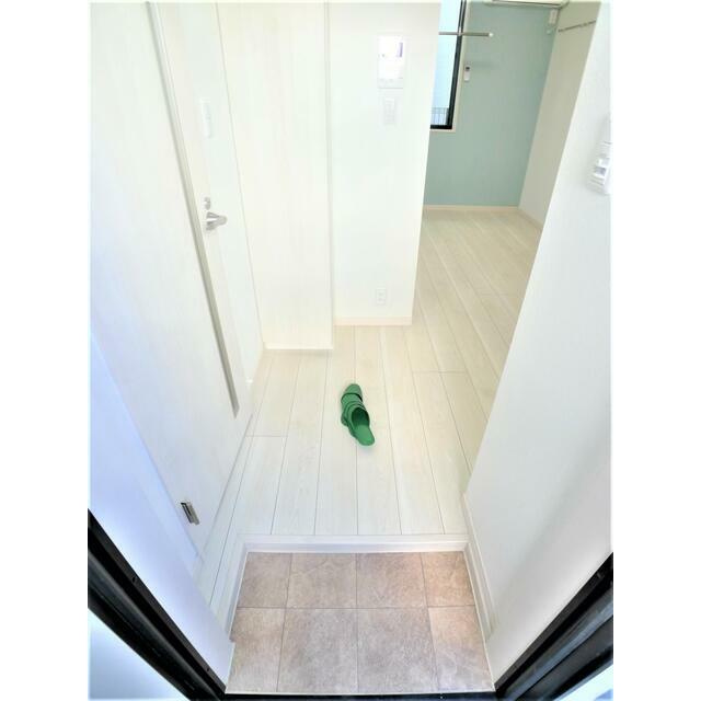 ノーブル・コート柳沢の玄関