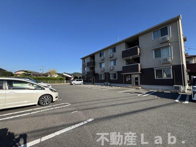 ハイムセラ宇土駅前の駐車場