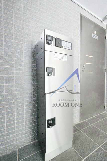 アーバンコート目白のその他共用部分|宅配ボックスです。
