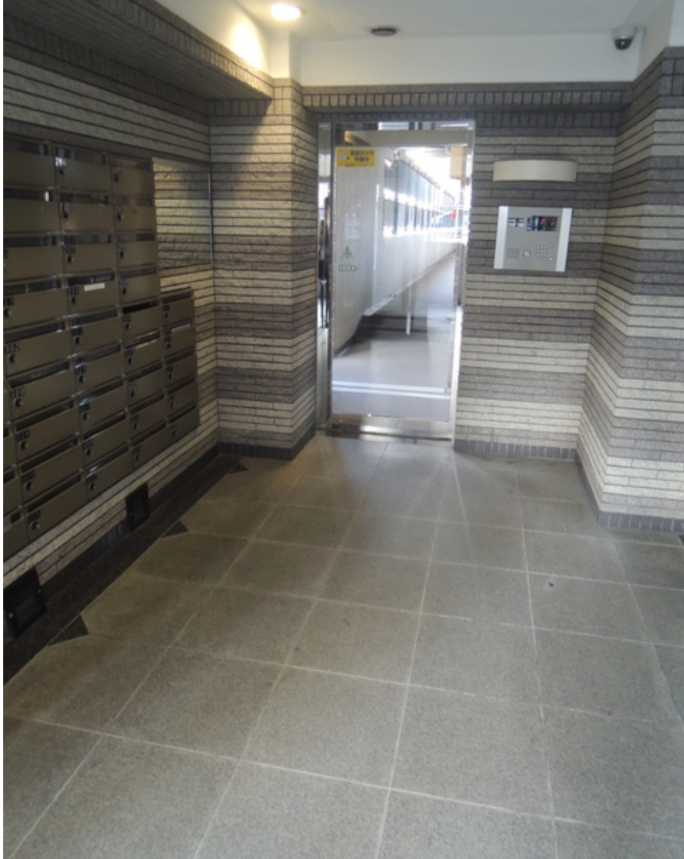 日神パレステージ三軒茶屋　分譲賃貸　オートロック　学生さんオススメのロビー